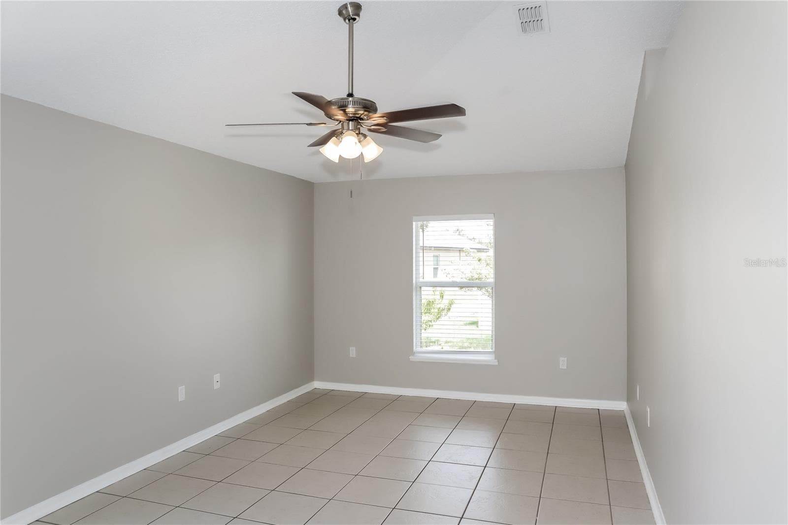 Single Family Residence at 111 BONITO WAY, POINCIANA, photo 10 of 15