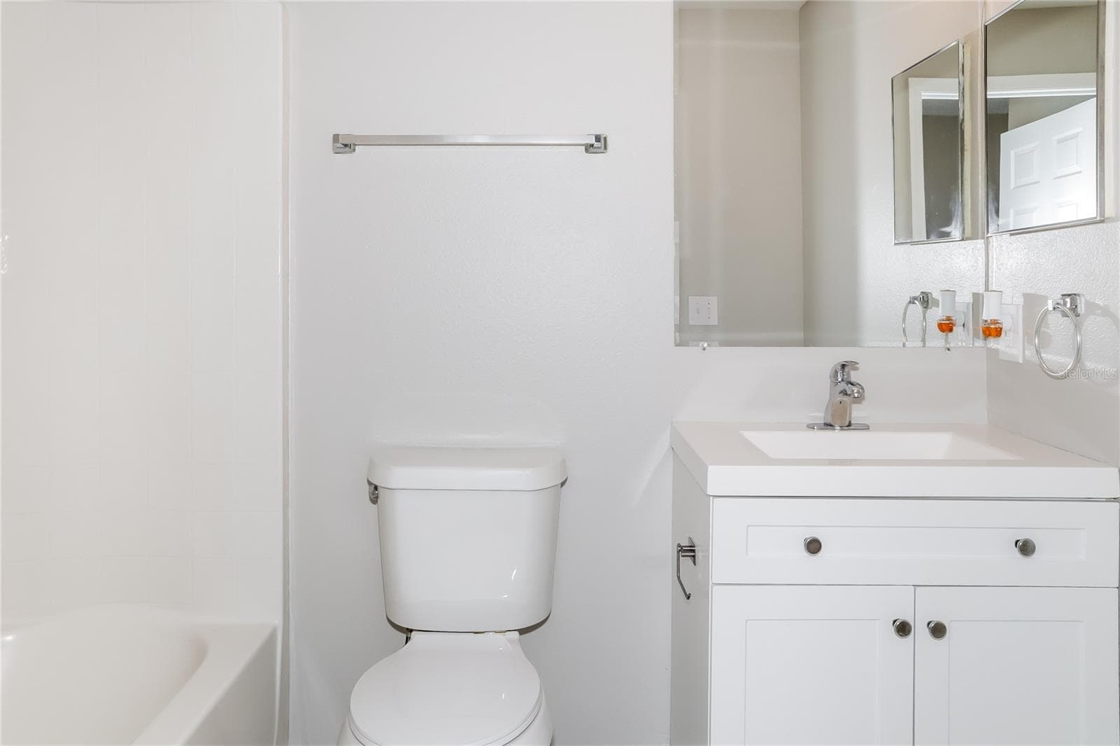 Single Family Residence at 111 BONITO WAY, POINCIANA, photo 13 of 15