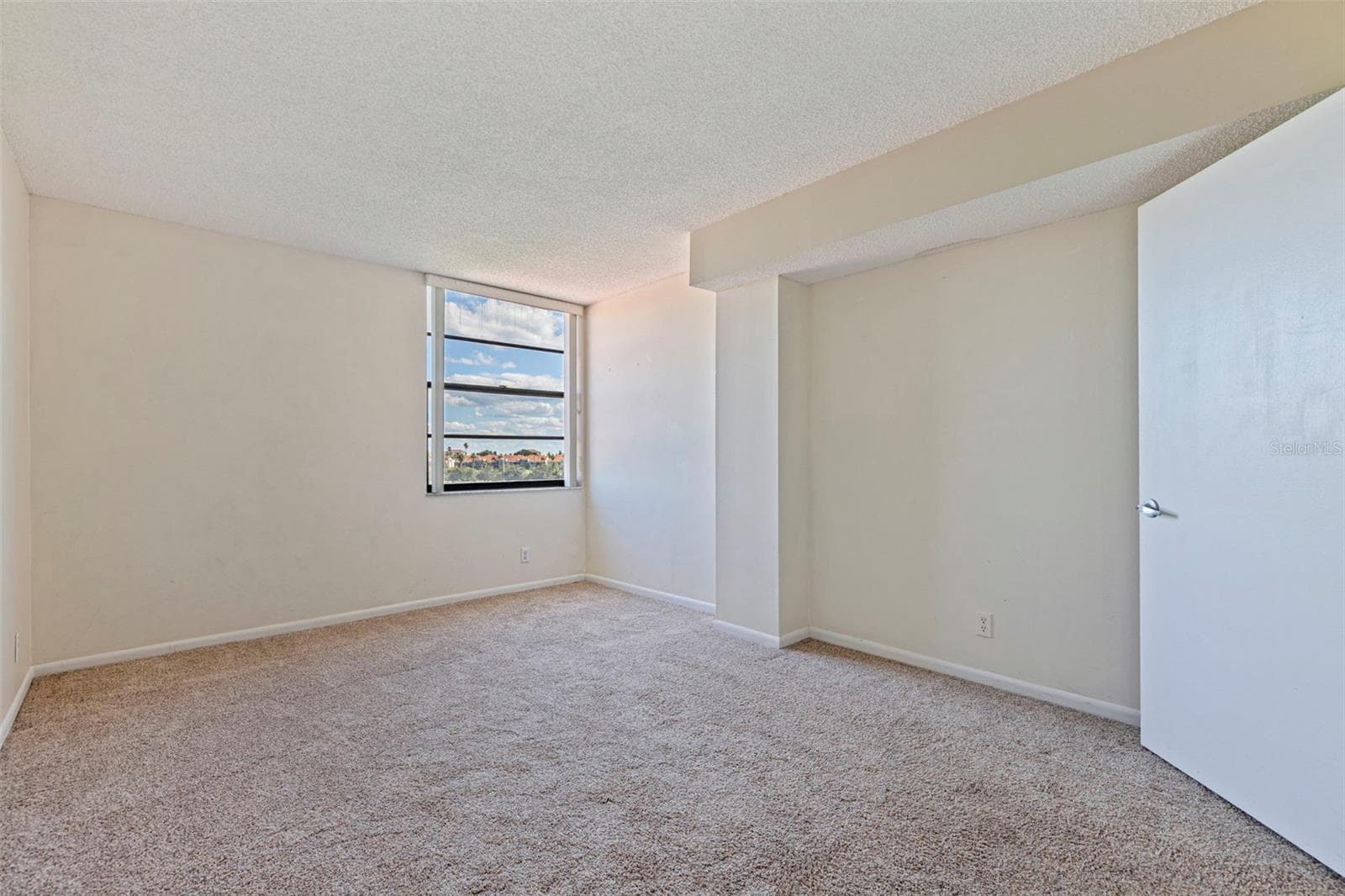 Condominium at 6210 SUN BLVD #408, ST PETERSBURG, photo 18 of 21