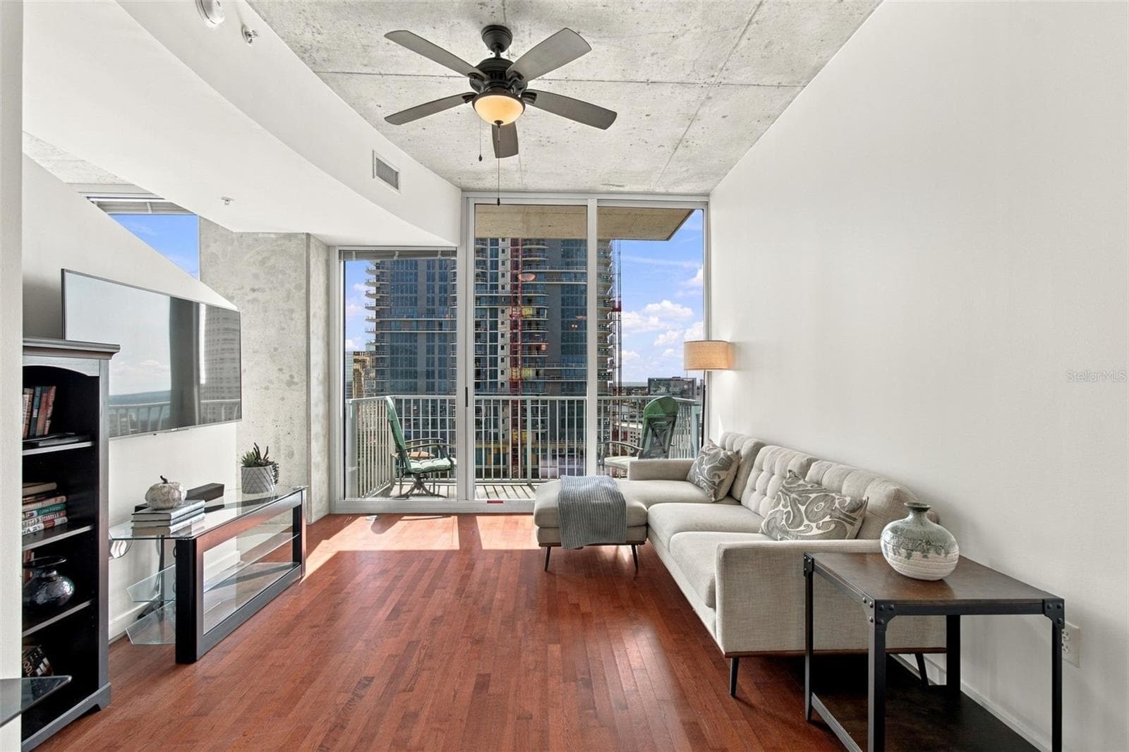 Condominium at 777 N ASHLEY DR #1704, TAMPA, photo 8 of 77
