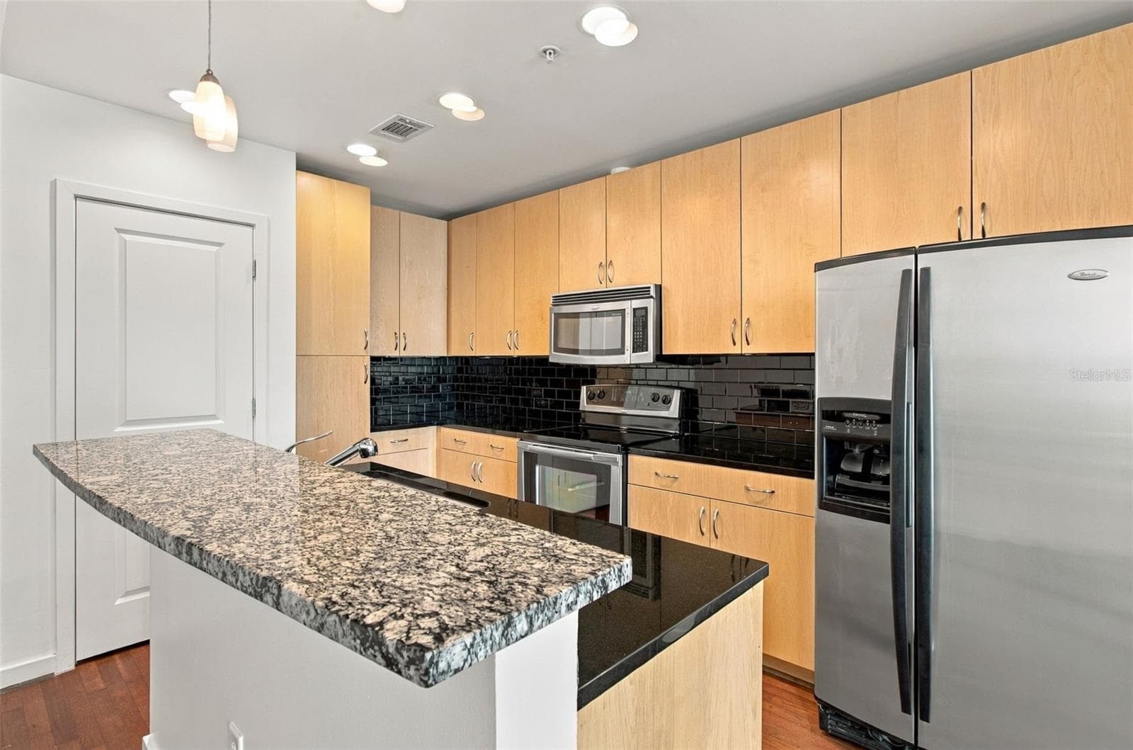 Condominium at 777 N ASHLEY DR #1704, TAMPA, photo 13 of 77