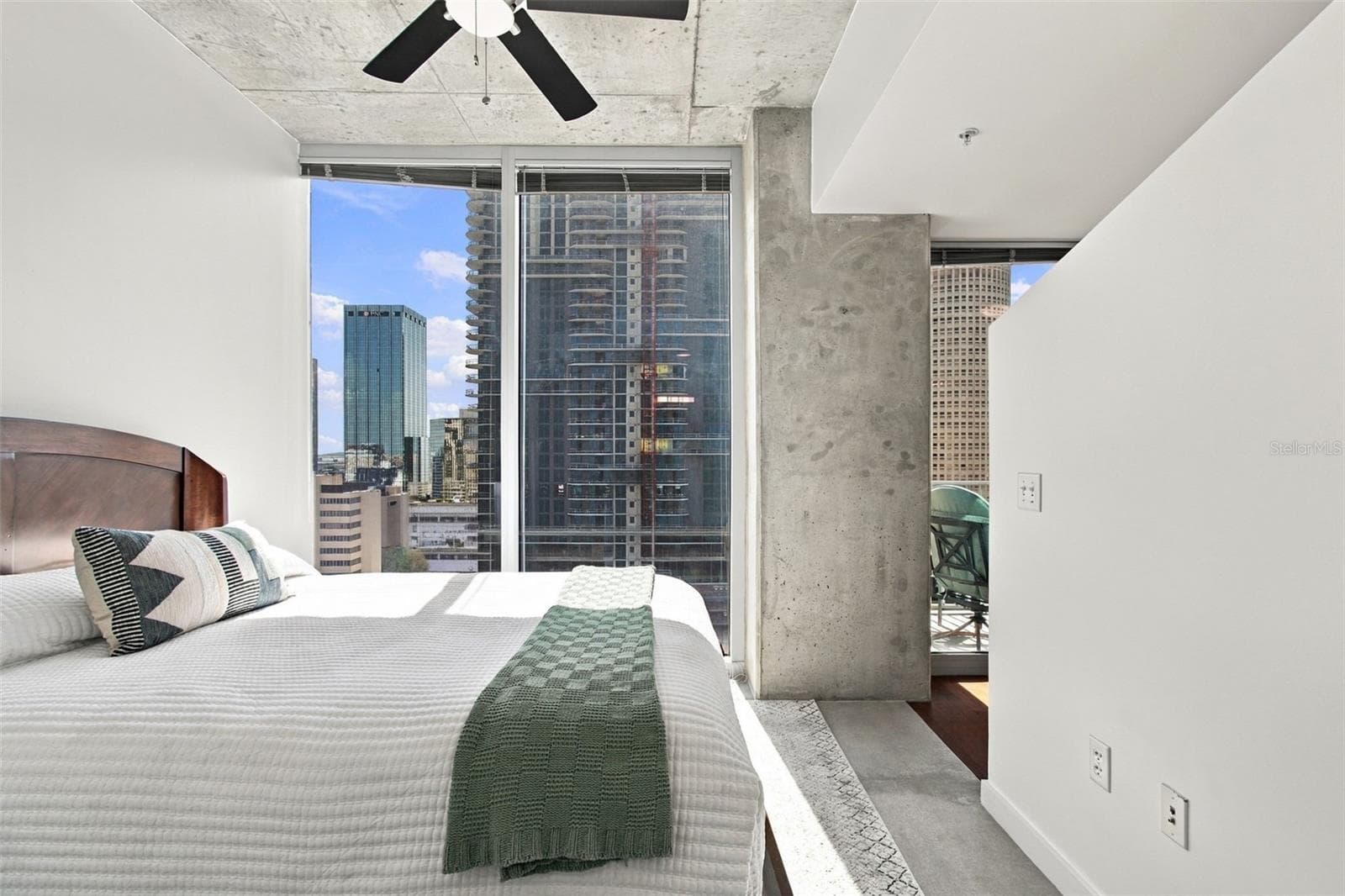 Condominium at 777 N ASHLEY DR #1704, TAMPA, photo 18 of 77