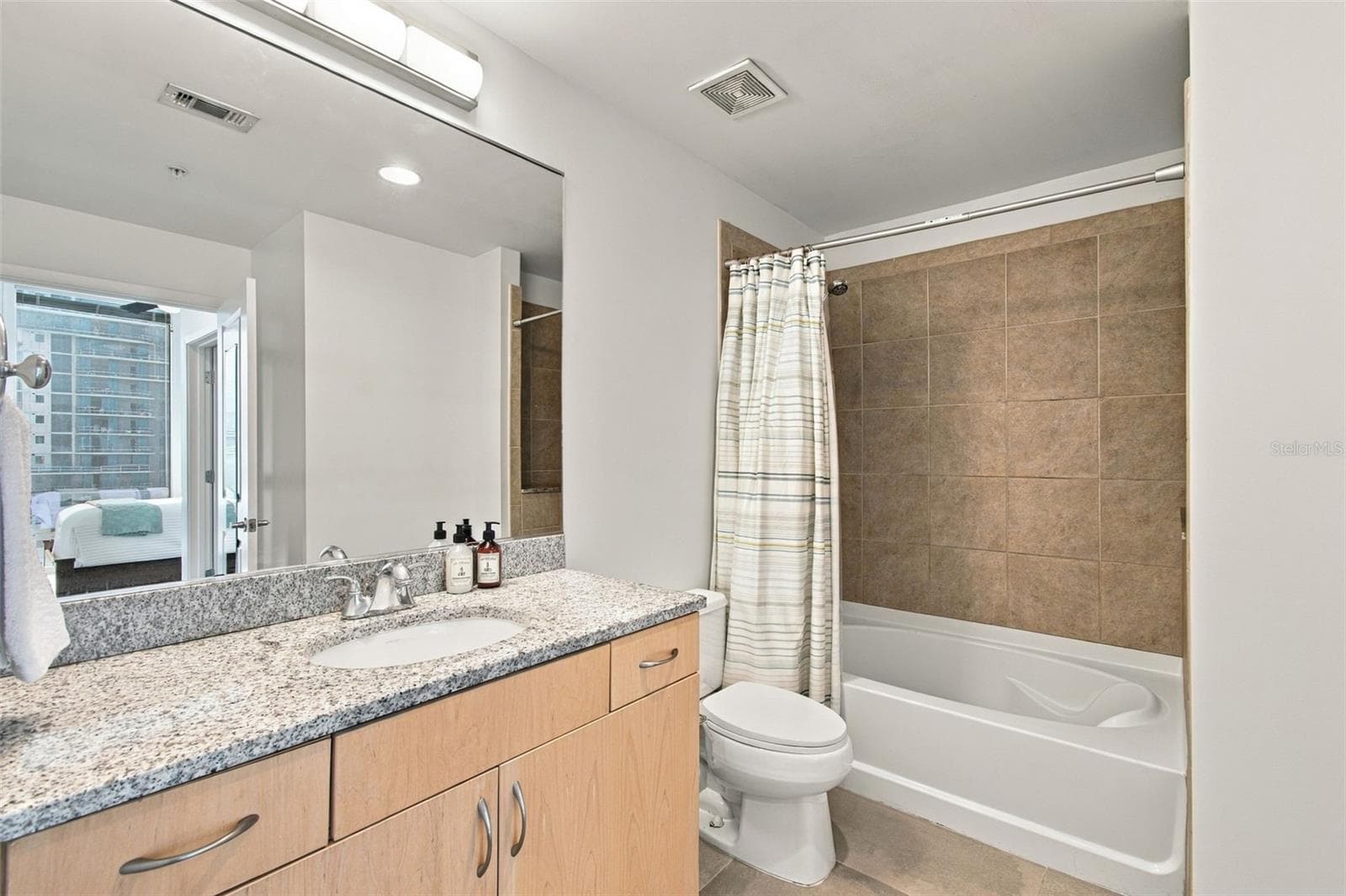 Condominium at 777 N ASHLEY DR #1704, TAMPA, photo 22 of 77