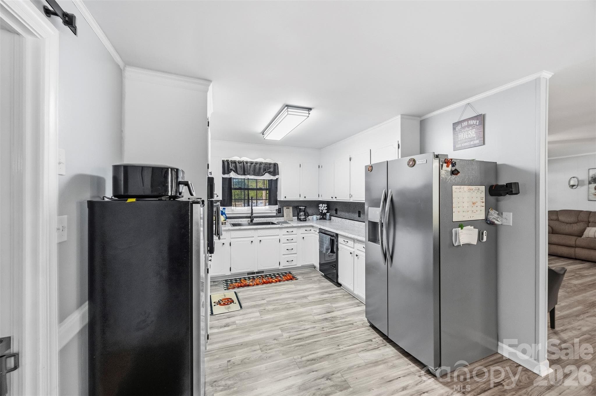 Single Family Residence at 106 White Plains Drive, Kings Mountain, photo 13 of 45