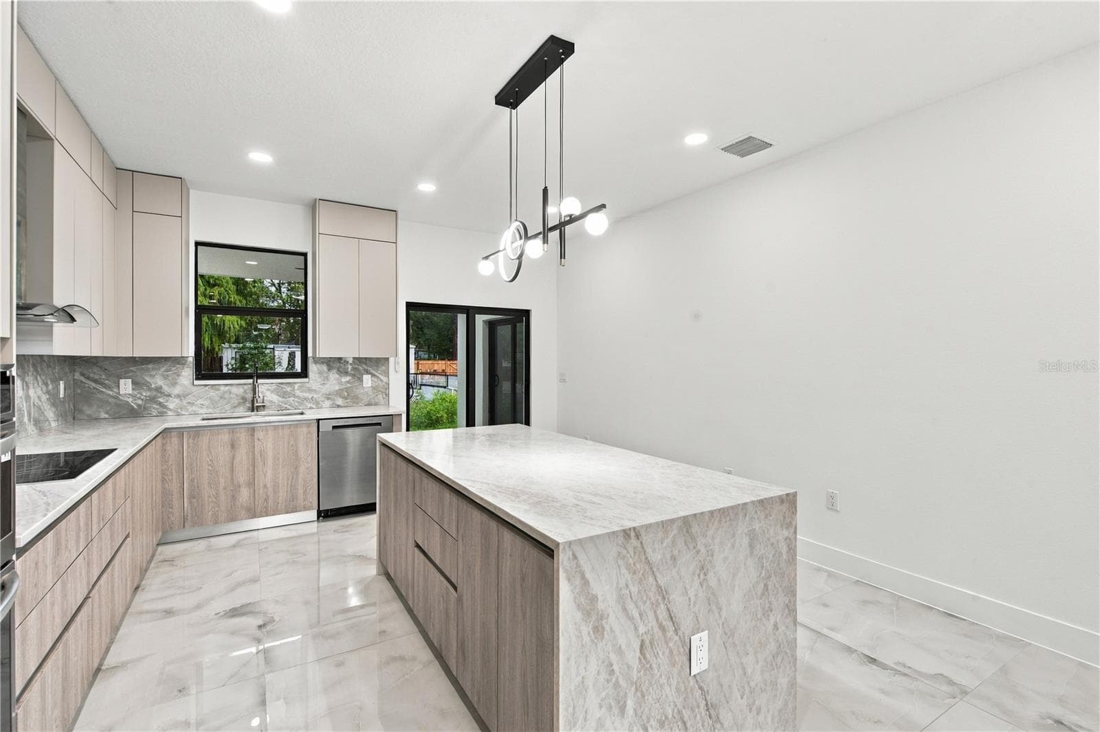 Single Family Residence at 6723 68TH AVE N, PINELLAS PARK, photo 17 of 39