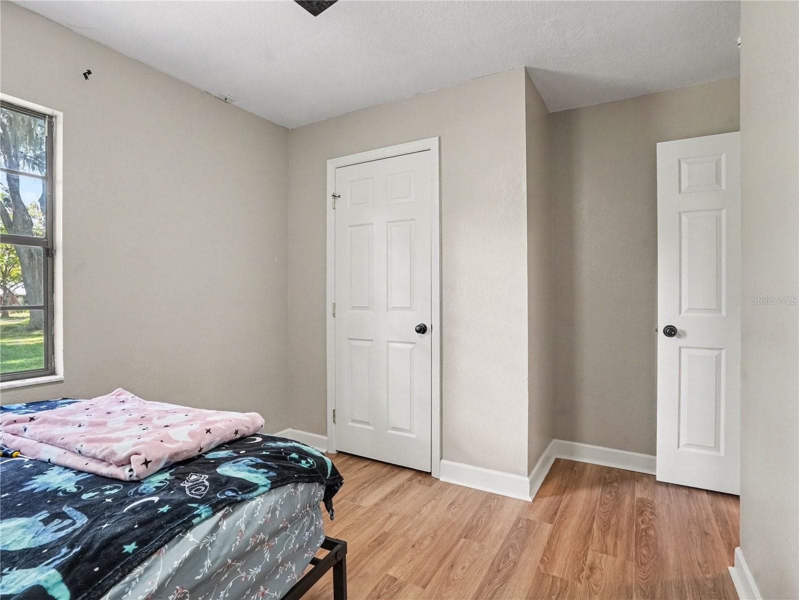 Single Family Residence at 9001 SCALES RD, LAKELAND, photo 13 of 30