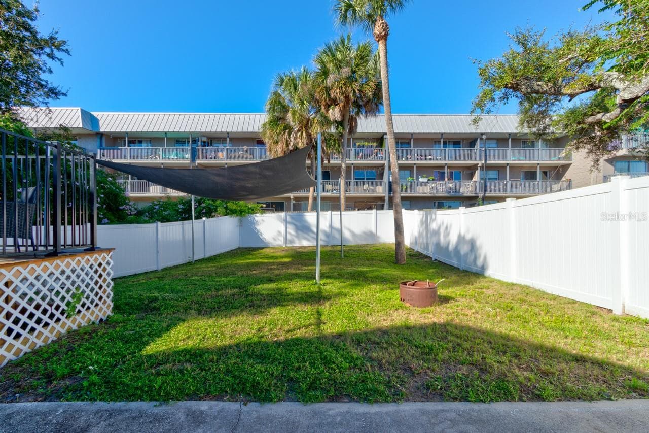 Single Family Residence at 110 S HOLLYWOOD AVE, DAYTONA BEACH, photo 26 of 28