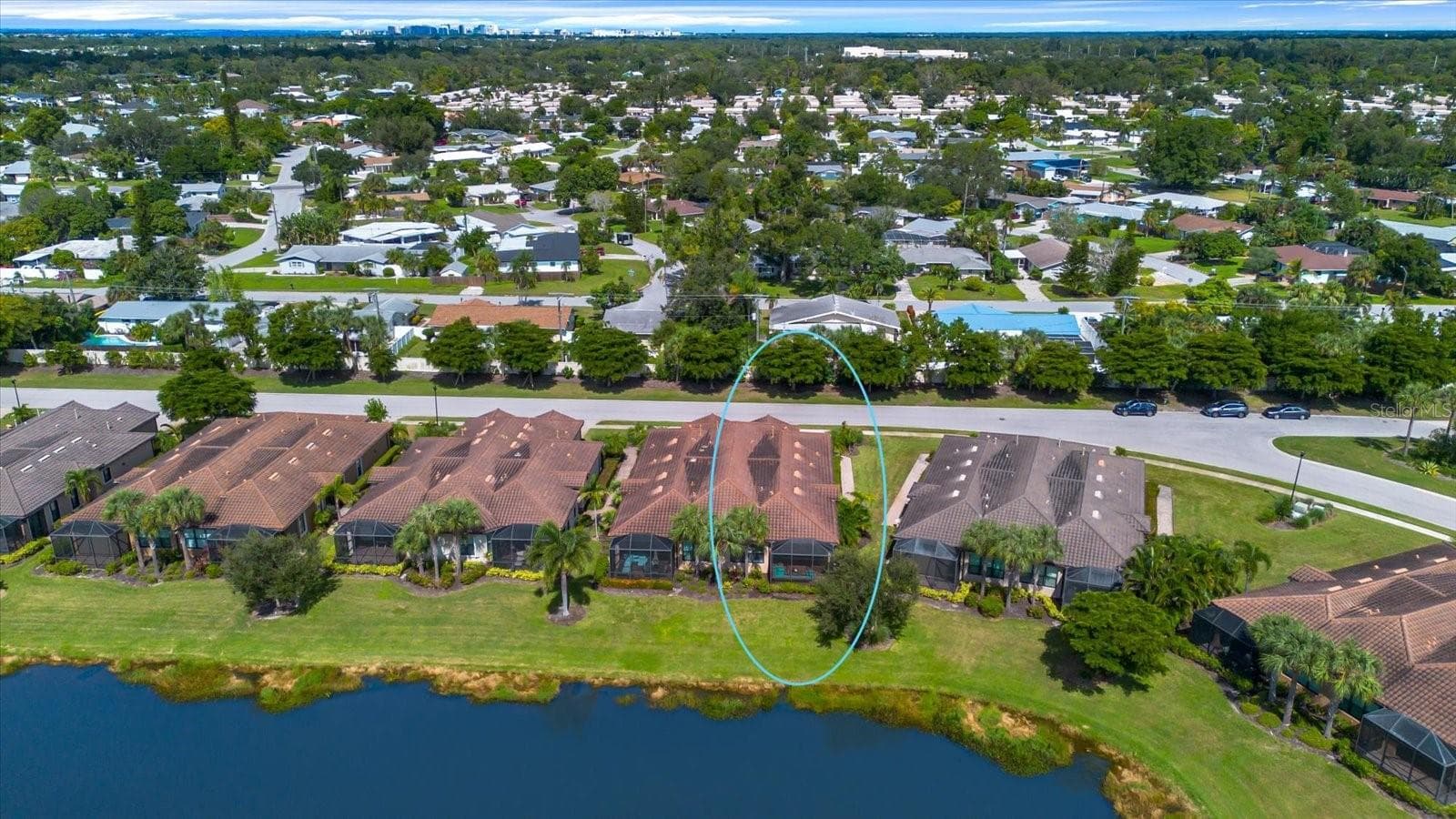Single Family Residence at 8227 VARENNA DR, SARASOTA, photo 33 of 47