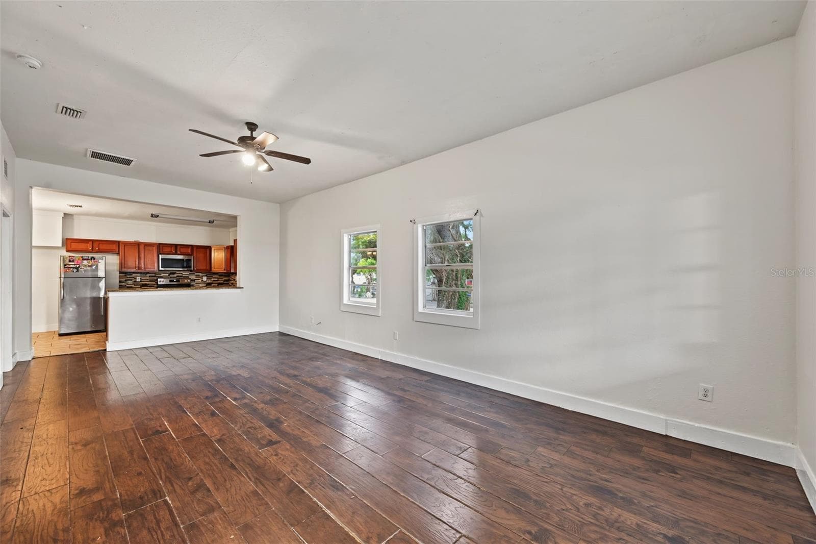 Single Family Residence at 1301 E 18TH AVE, TAMPA, photo 5 of 28
