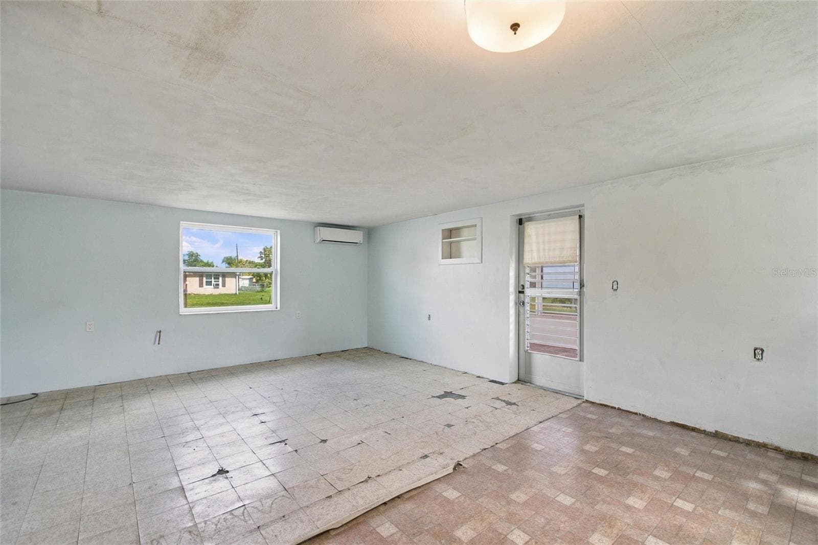 Single Family Residence at 1141 KEHOSEE LN, ENGLEWOOD, photo 4 of 19