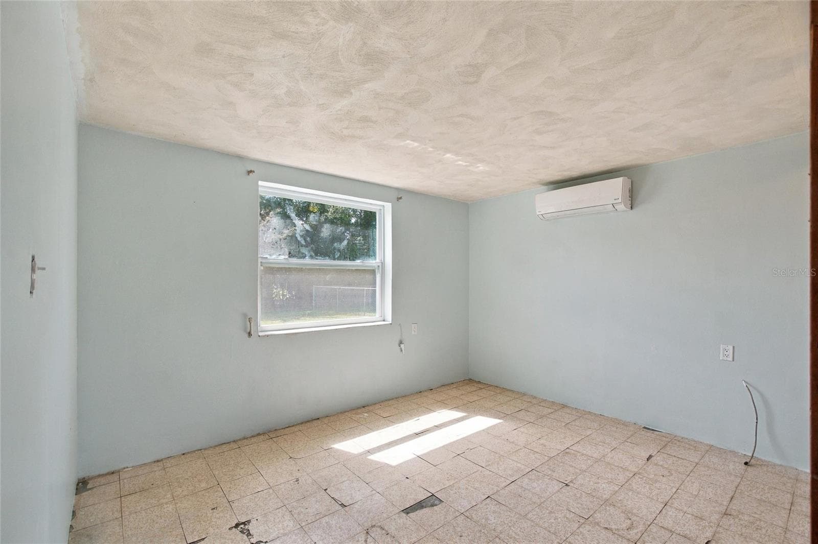 Single Family Residence at 1141 KEHOSEE LN, ENGLEWOOD, photo 12 of 19