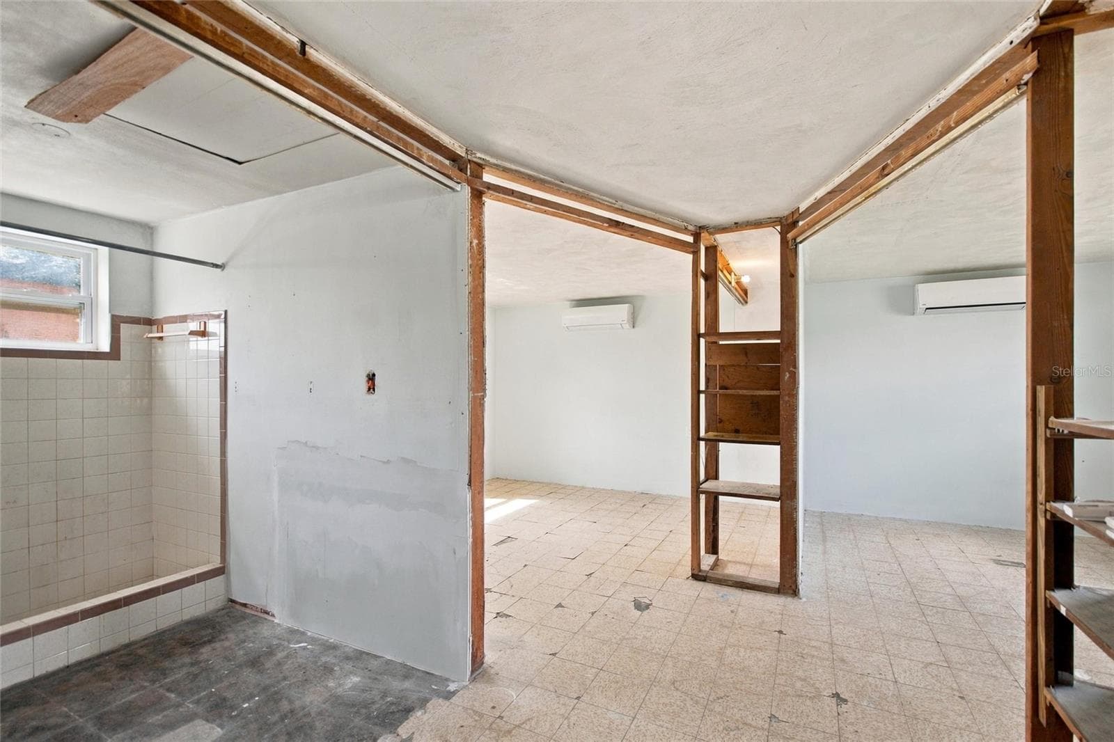 Single Family Residence at 1141 KEHOSEE LN, ENGLEWOOD, photo 14 of 19