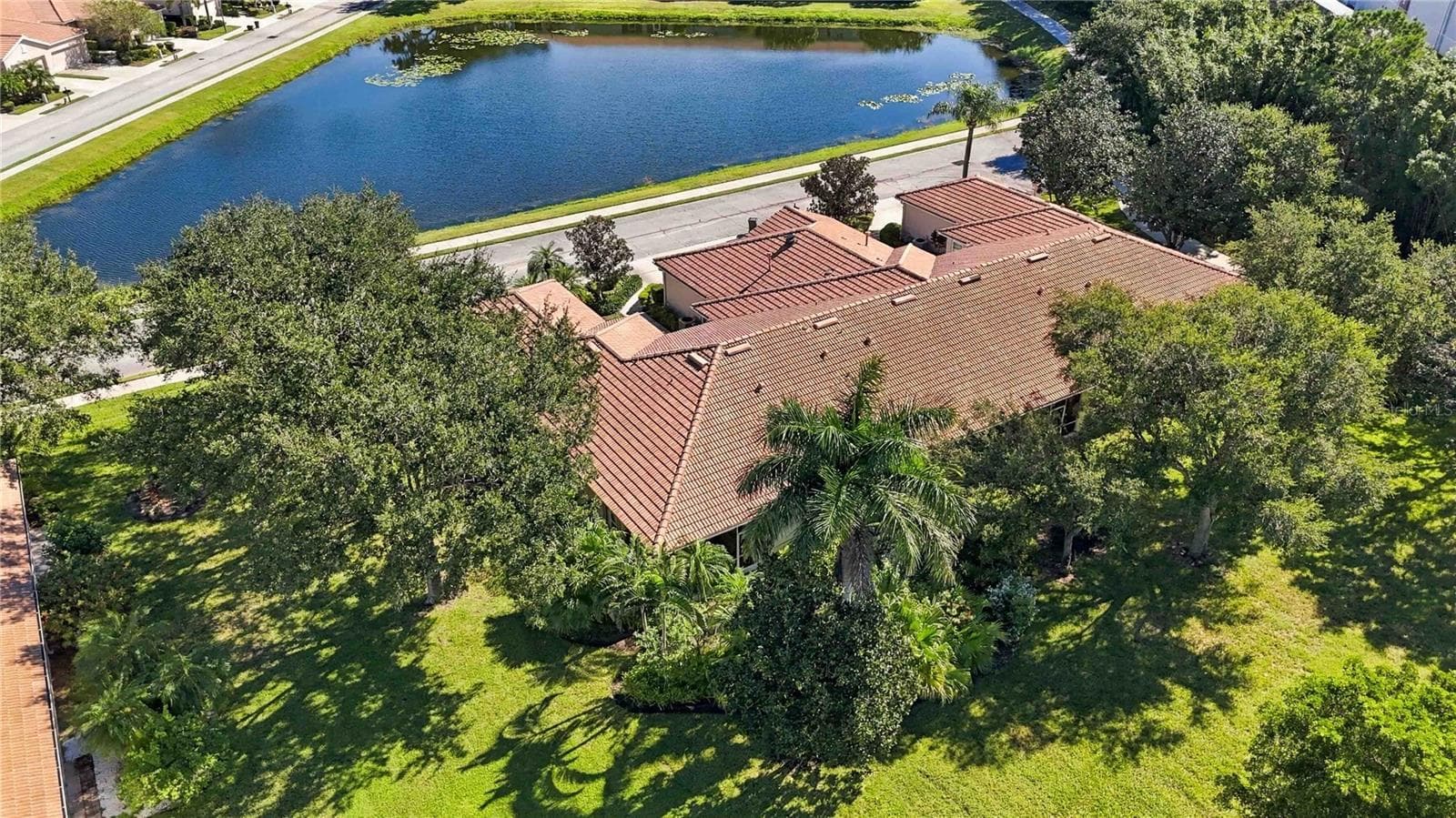 Villa at 8216 ASHFORD FALLS CT, SARASOTA, photo 26 of 27