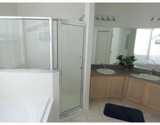 Single Family Residence at 608 COPELAND DR, HAINES CITY, photo 9 of 46