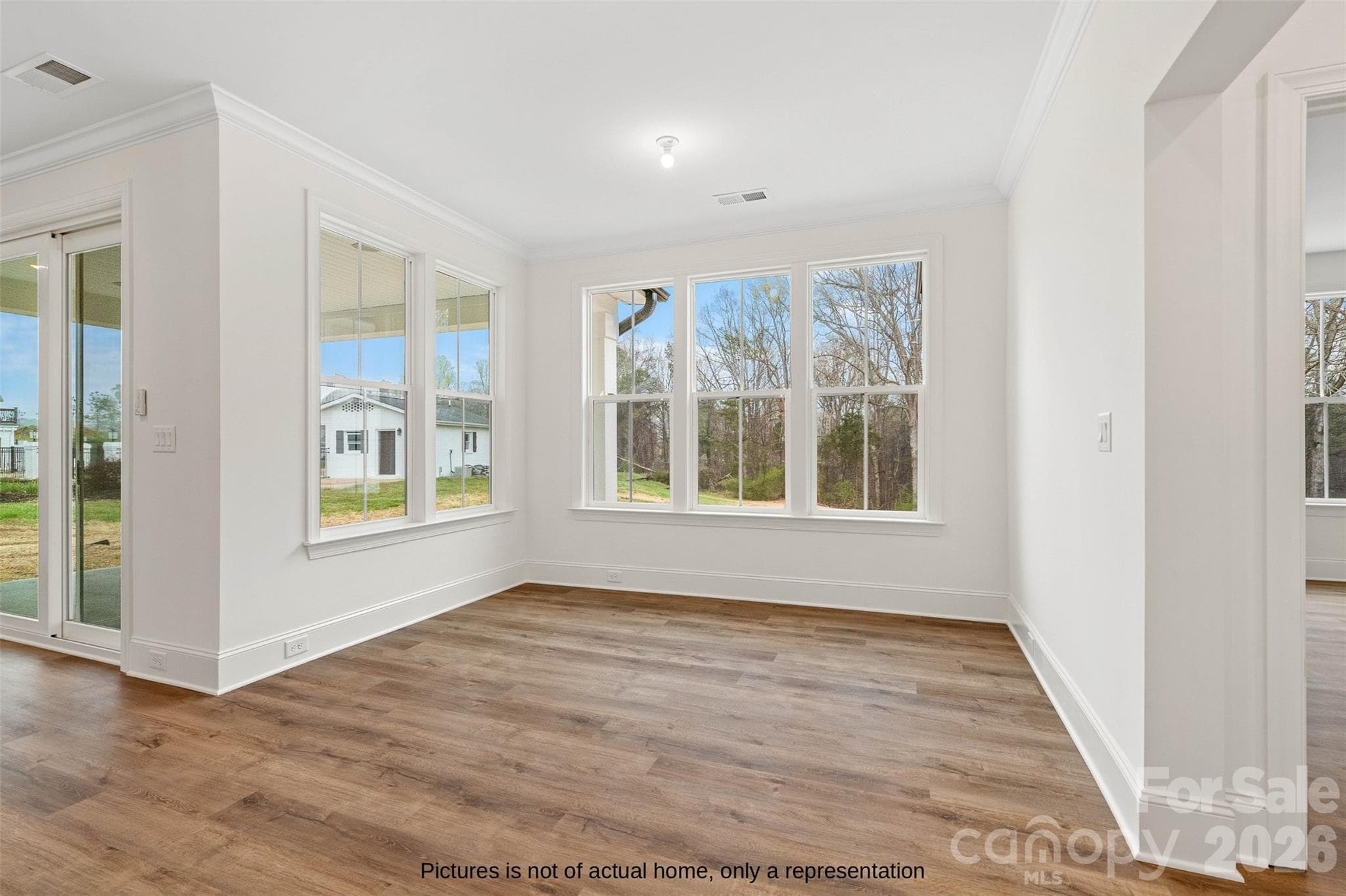Single Family Residence at 104 Hickory Hill Road, Mooresville, photo 17 of 37