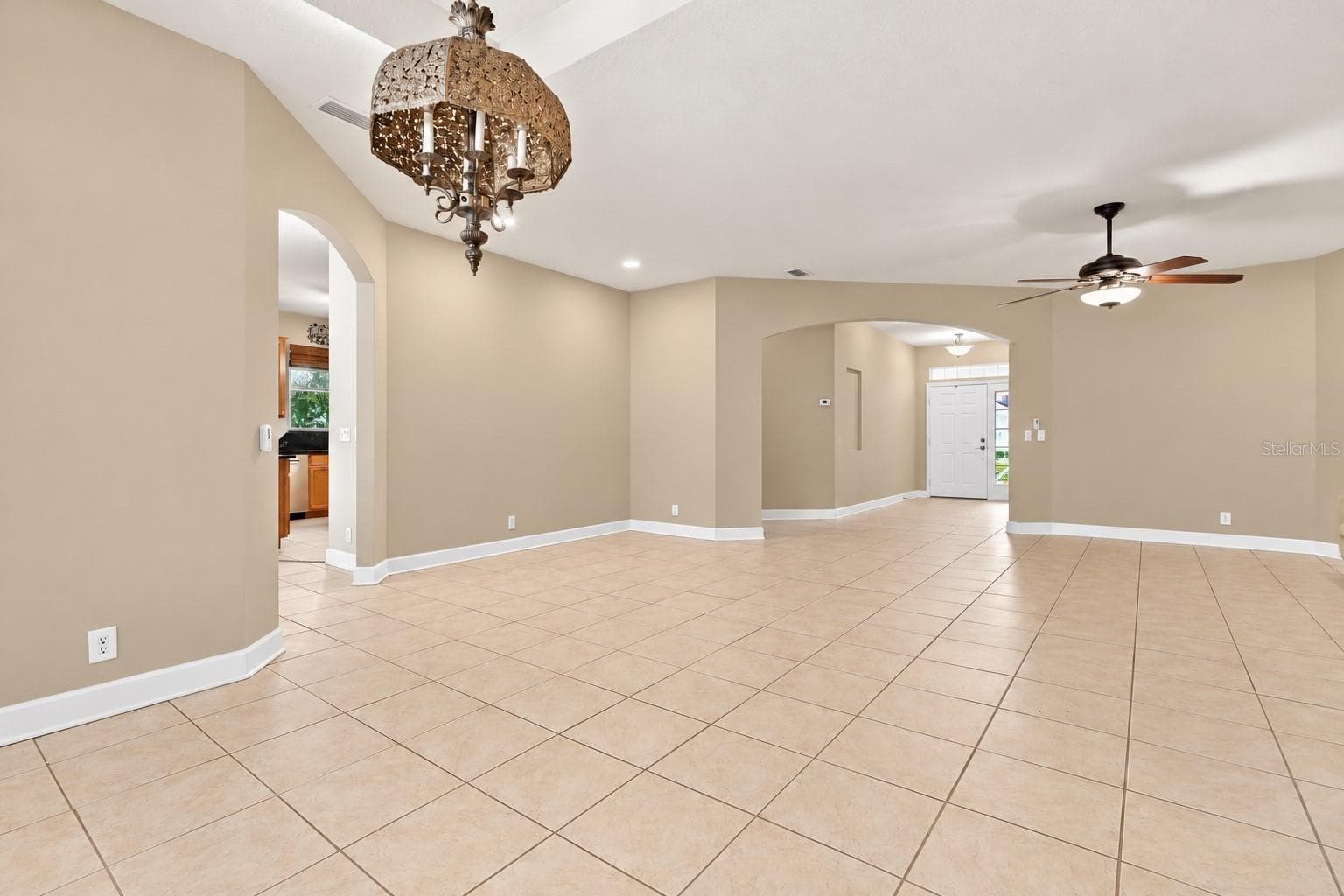 DINING AREA looking towards Family room - 1609 VICTORIA GARDENS DR, DELAND