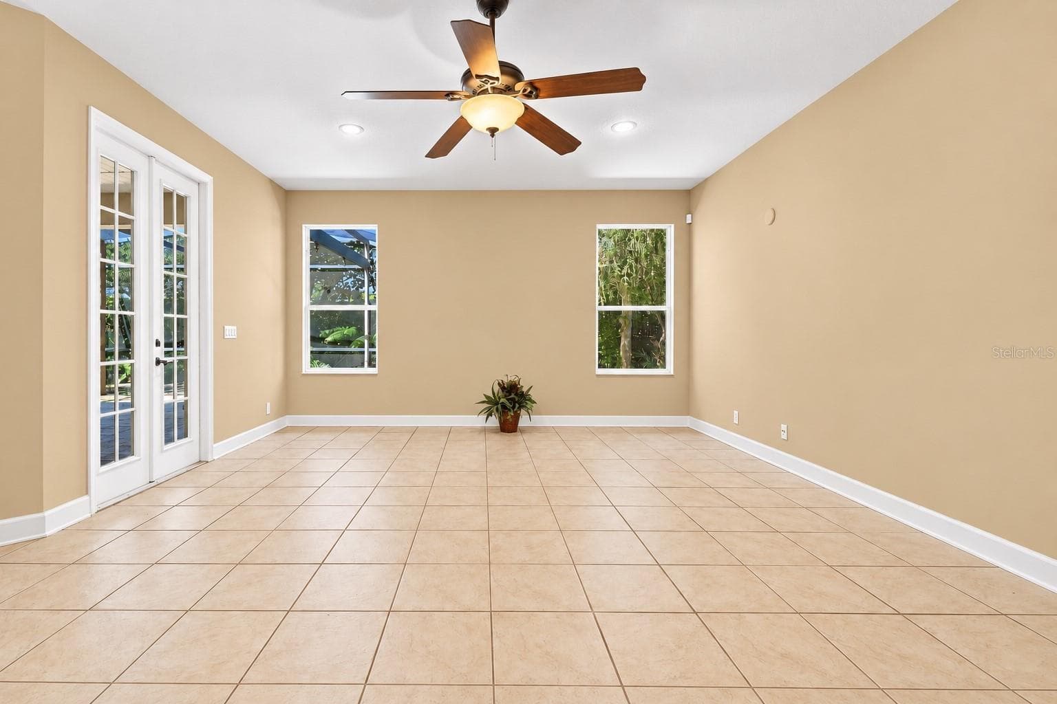 FAMILY ROOM - 1609 VICTORIA GARDENS DR, DELAND