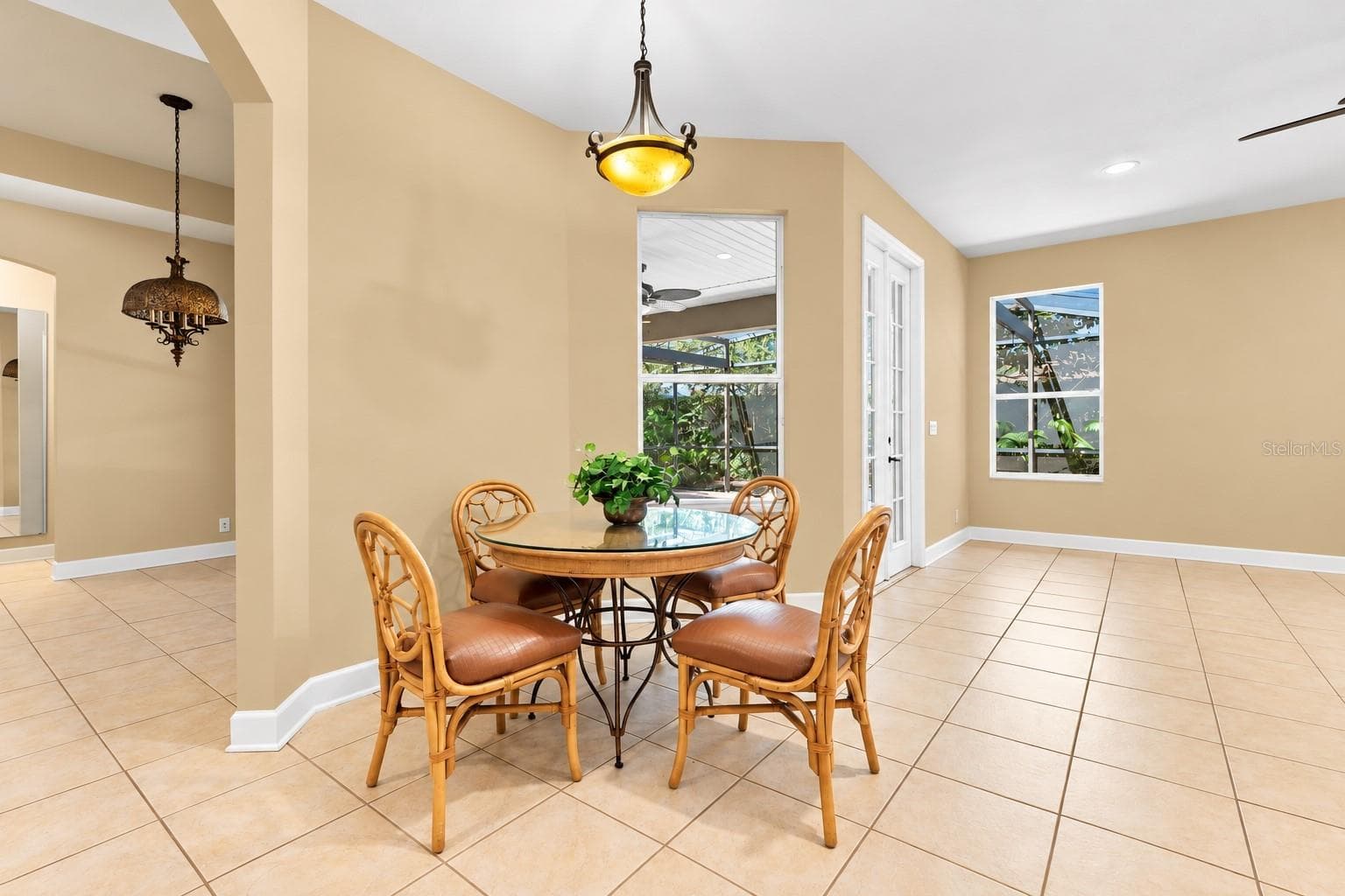 FAMILY ROOM - 1609 VICTORIA GARDENS DR, DELAND
