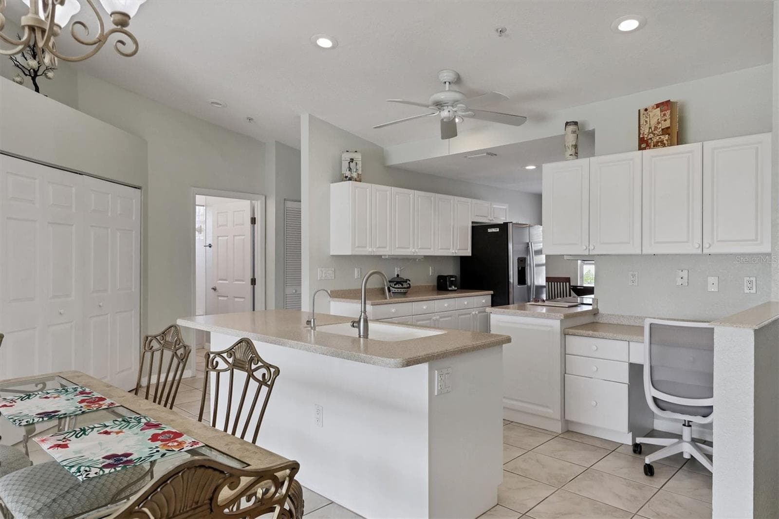 Condominium at 7542 MARSH ORCHID CIR #7542, BRADENTON, photo 11 of 60