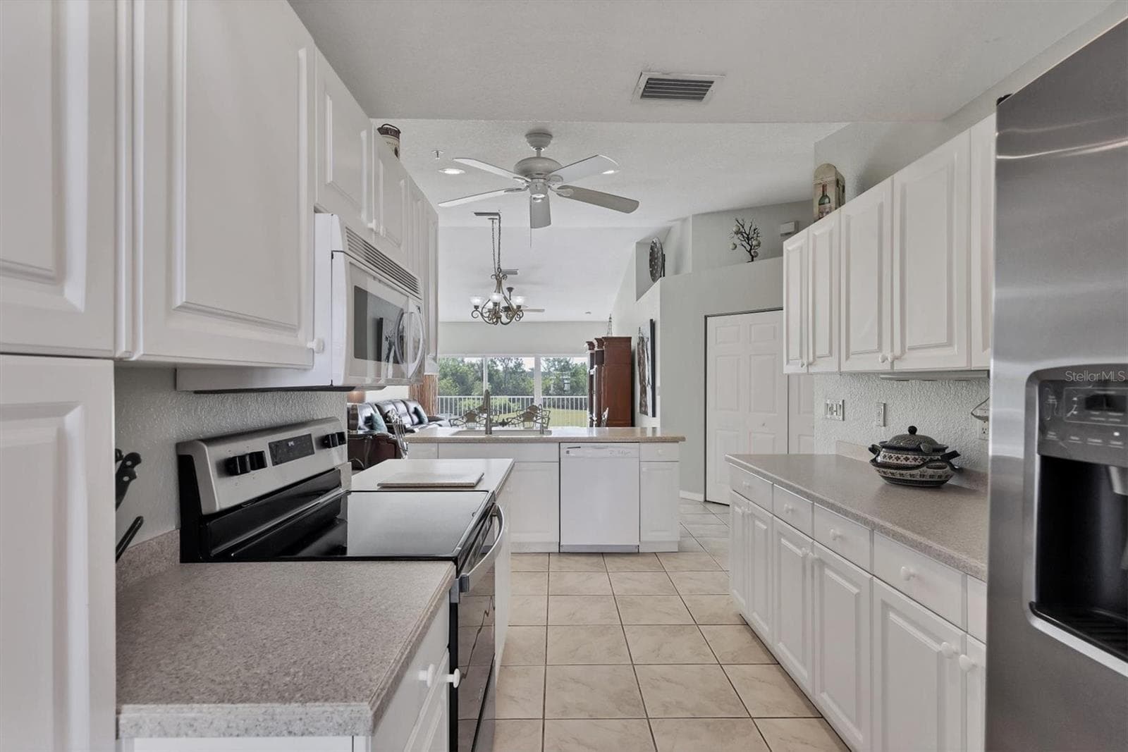 Condominium at 7542 MARSH ORCHID CIR #7542, BRADENTON, photo 16 of 60