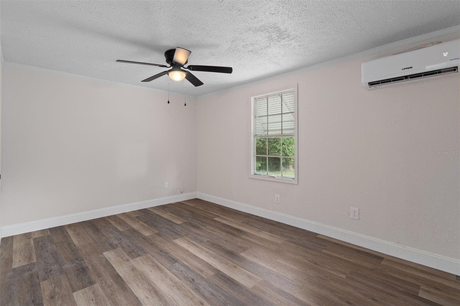 Manufactured Home at 18446 EDGEWOOD DR, SPRING HILL, photo 40 of 76