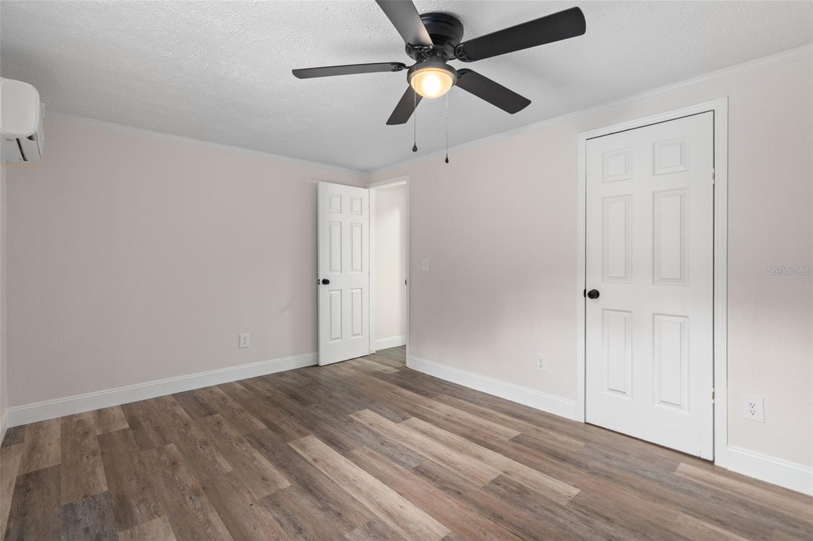 Manufactured Home at 18446 EDGEWOOD DR, SPRING HILL, photo 41 of 76