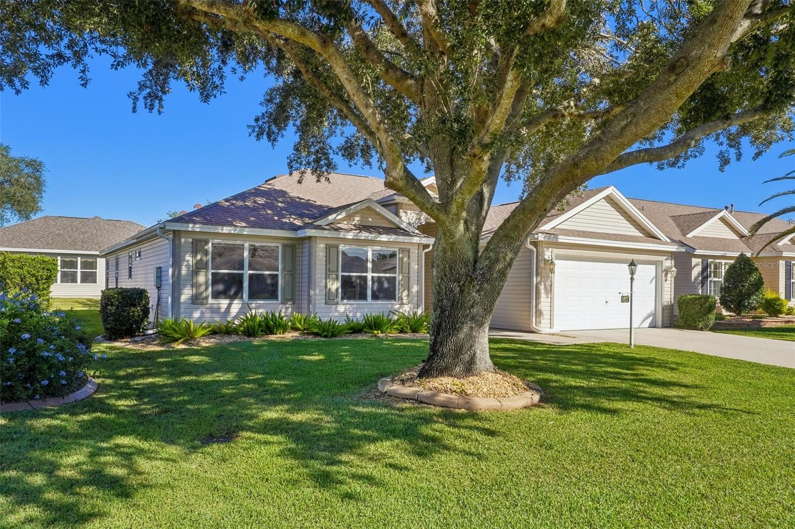 Single Family Residence at 1897 CARYLE LN, THE VILLAGES, photo 3 of 41