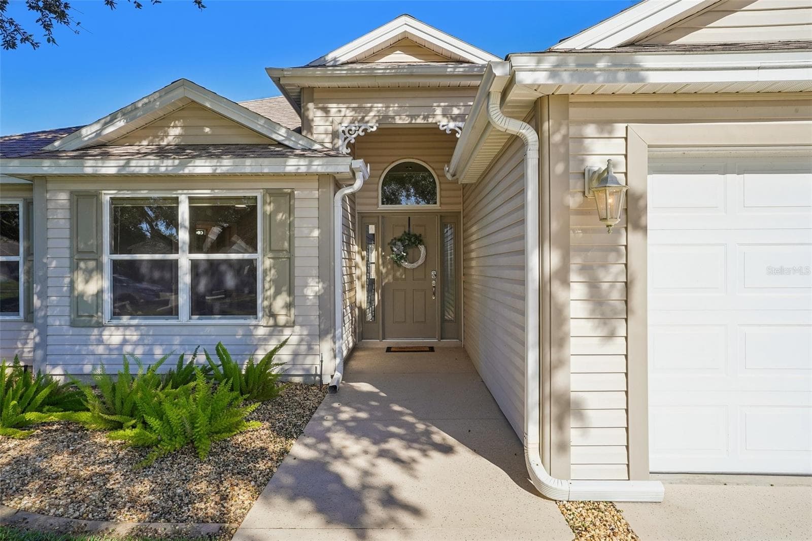 Single Family Residence at 1897 CARYLE LN, THE VILLAGES, photo 4 of 41