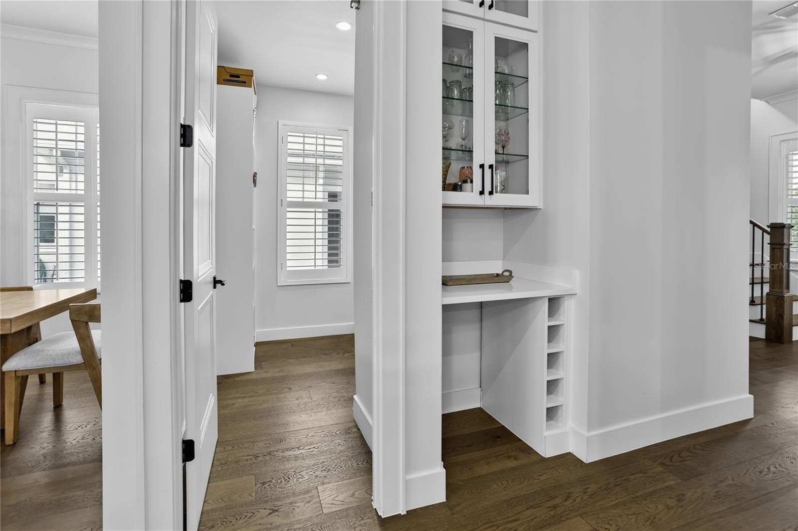 Dry Bar/Pantry Entrance - 728 GARDEN WEST TER, WINTER GARDEN