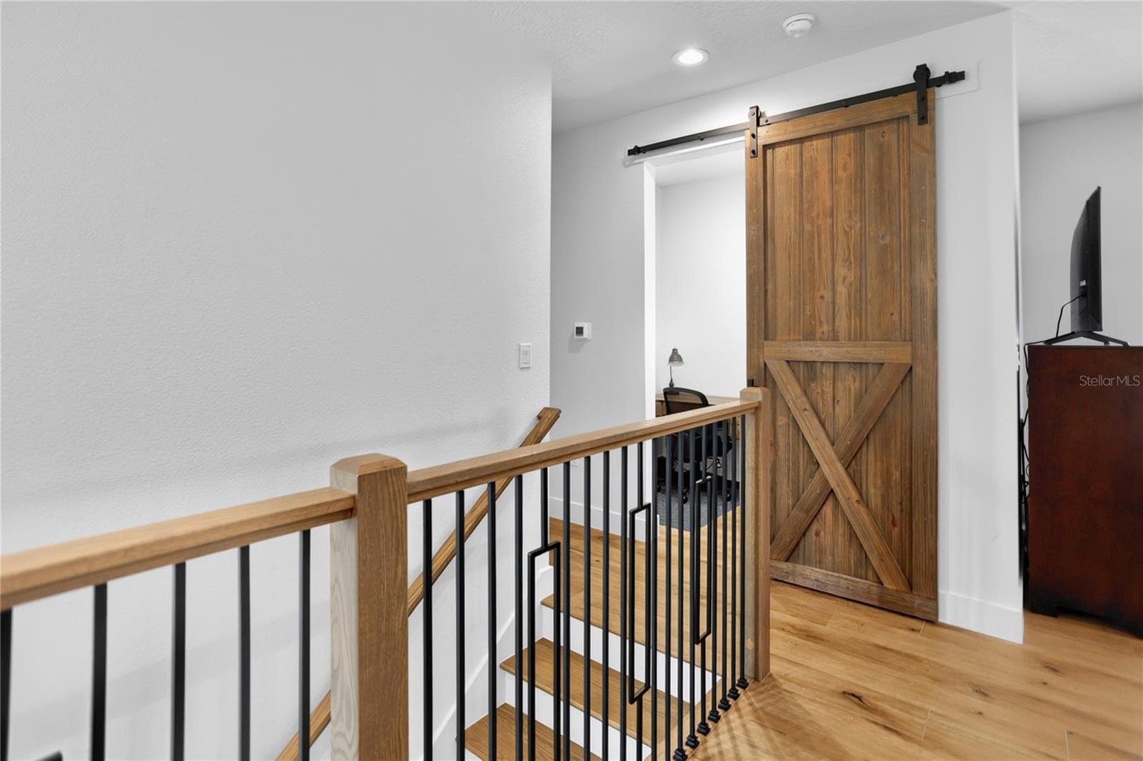 Door to office - 728 GARDEN WEST TER, WINTER GARDEN