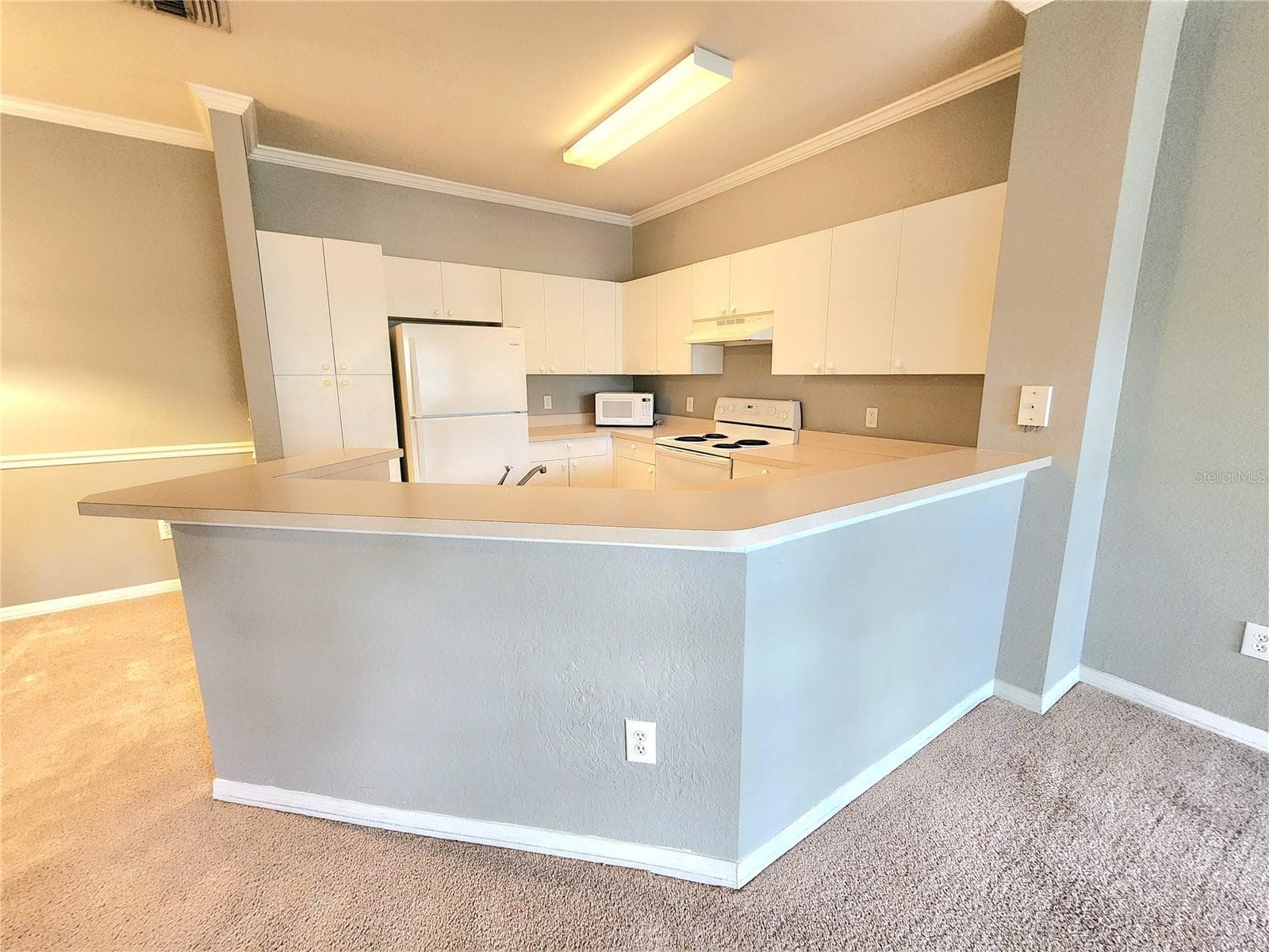 Condominium at 3621 CONROY RD #726, ORLANDO, photo 12 of 47