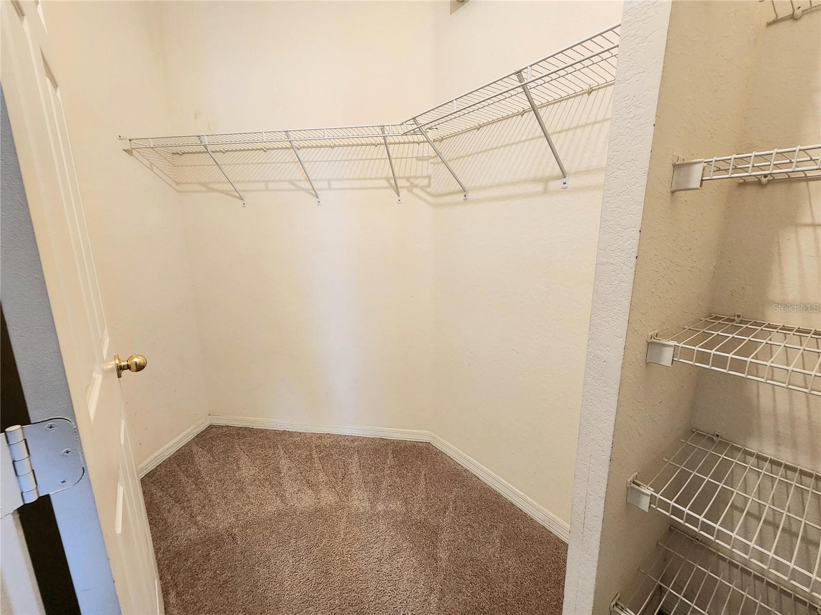 Condominium at 3621 CONROY RD #726, ORLANDO, photo 23 of 47