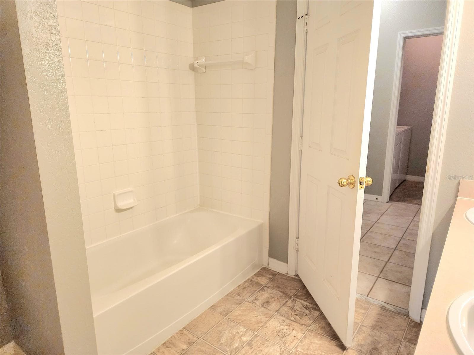 Condominium at 3621 CONROY RD #726, ORLANDO, photo 25 of 47