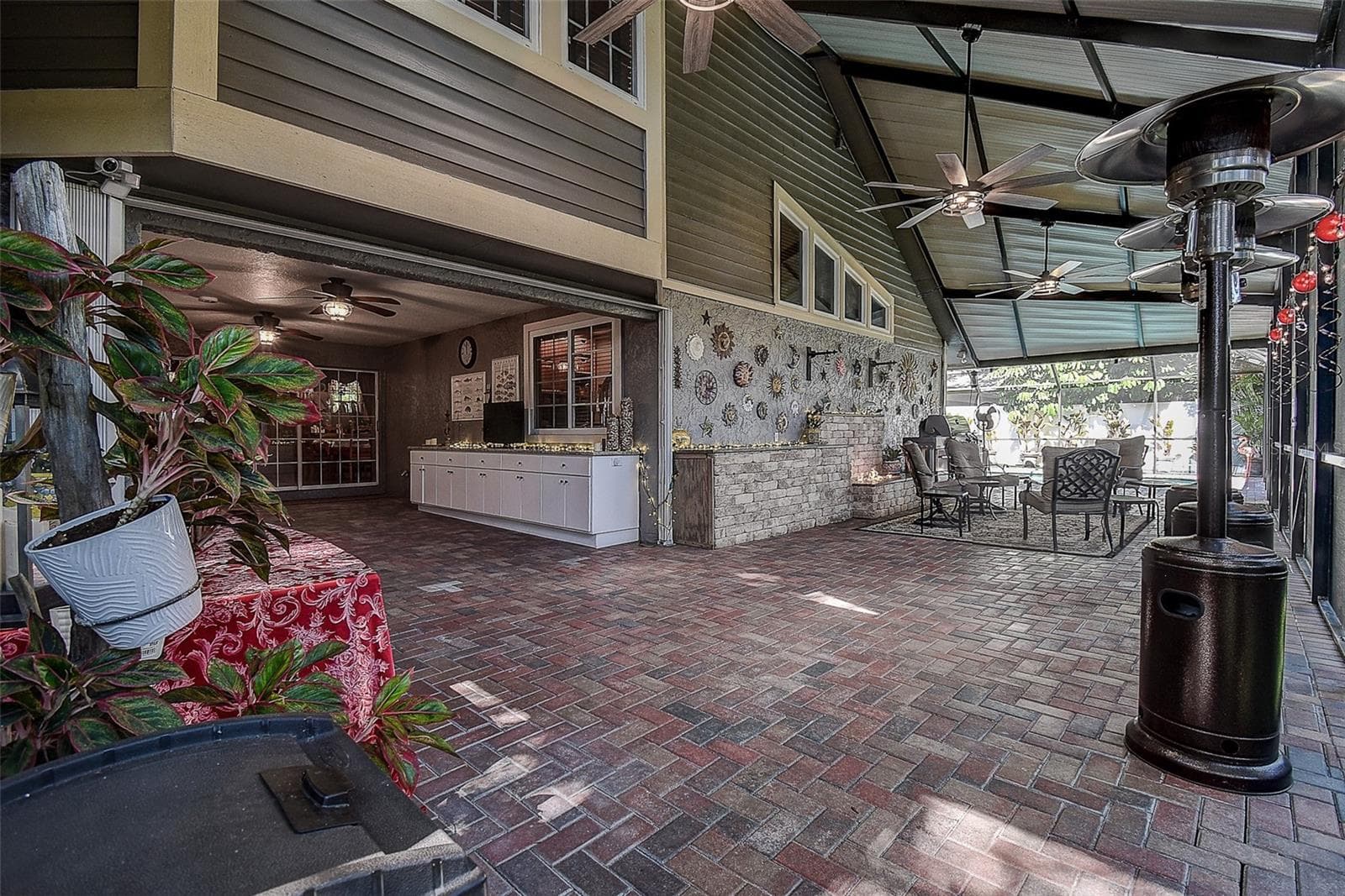 Single Family Residence at 2665 BEAGLE PATH WAY, PALM HARBOR, photo 39 of 100