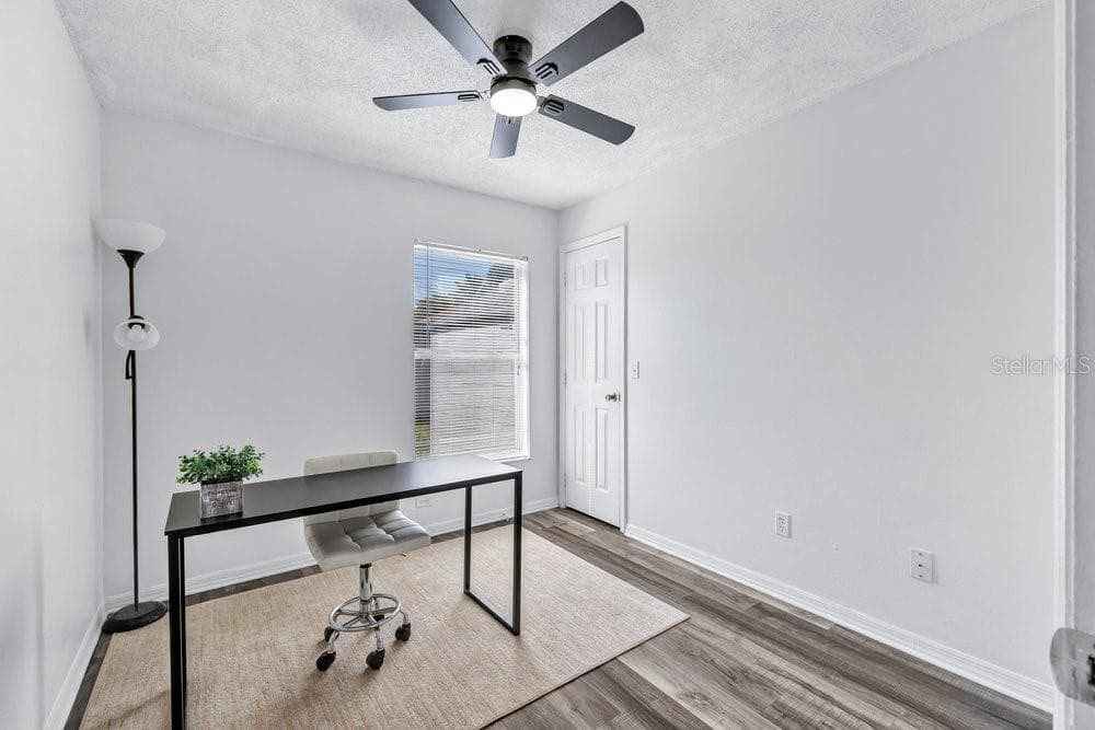 Single Family Residence at 7422 HOLLOW RIDGE CIR, ORLANDO, photo 13 of 27