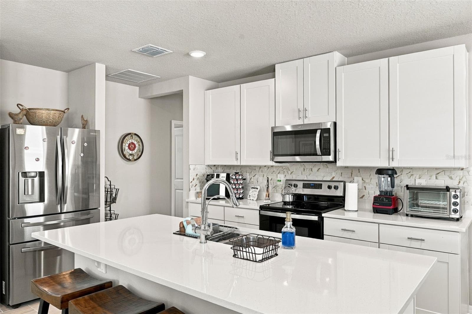 Single Family Residence at 3708 RADIANT MOUNTAIN DR, PLANT CITY, photo 9 of 48
