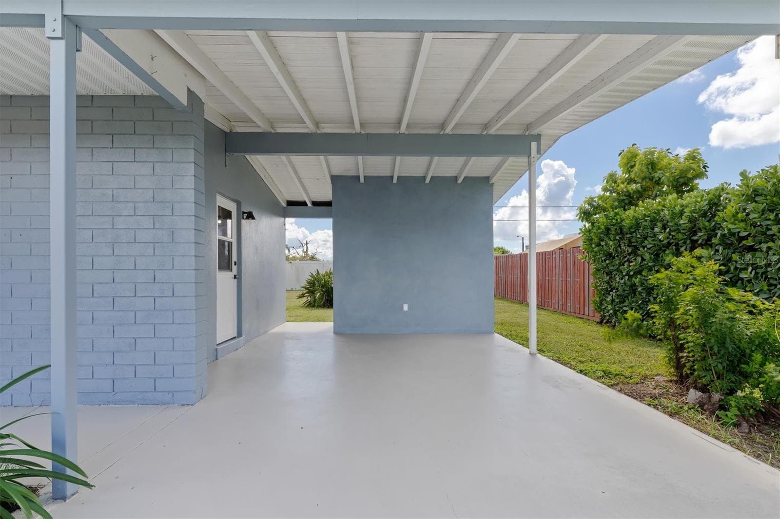 Single Family Residence at 21435 GLENDALE AVE, PORT CHARLOTTE, photo 4 of 38