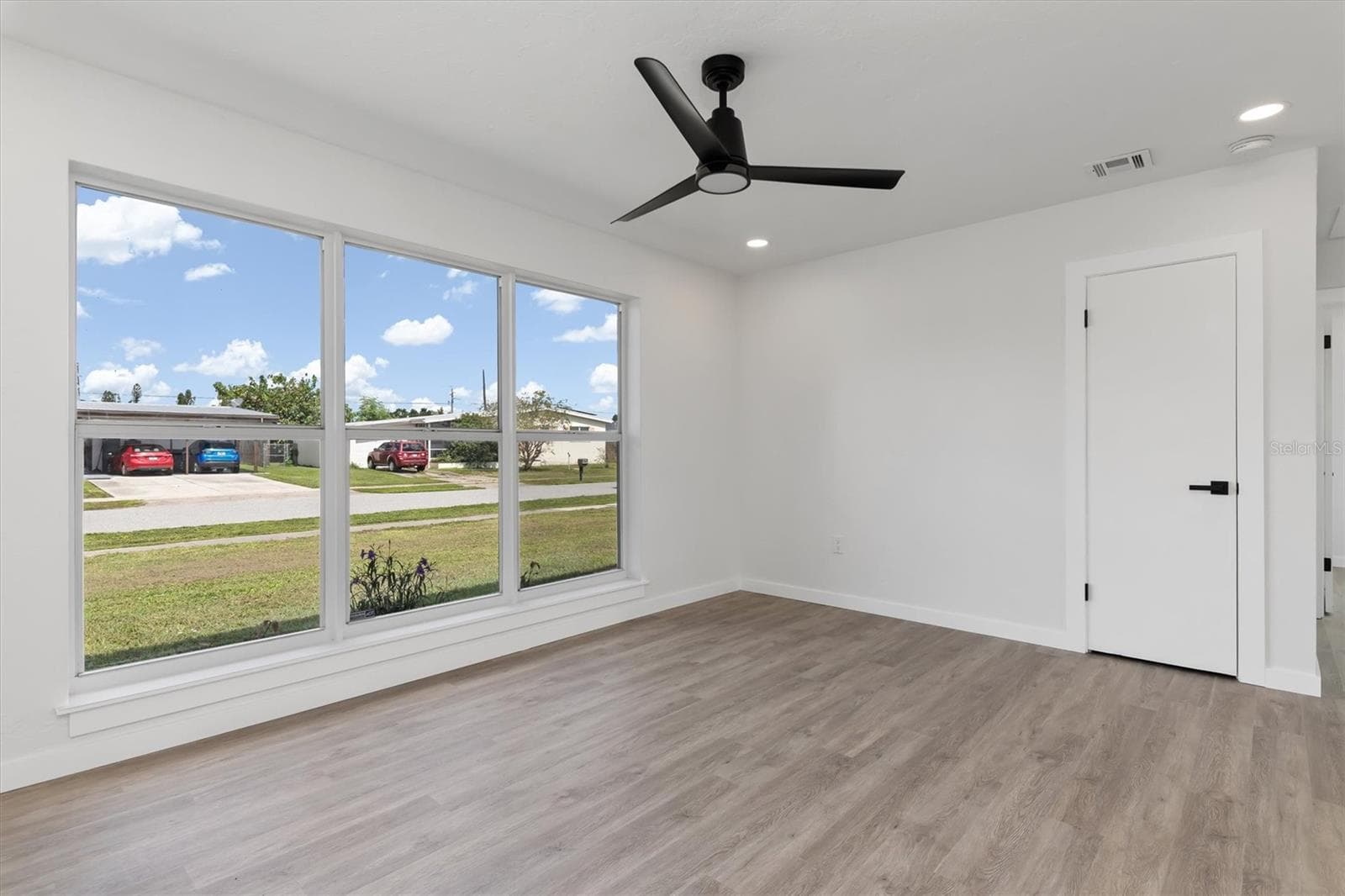 Single Family Residence at 21435 GLENDALE AVE, PORT CHARLOTTE, photo 6 of 38