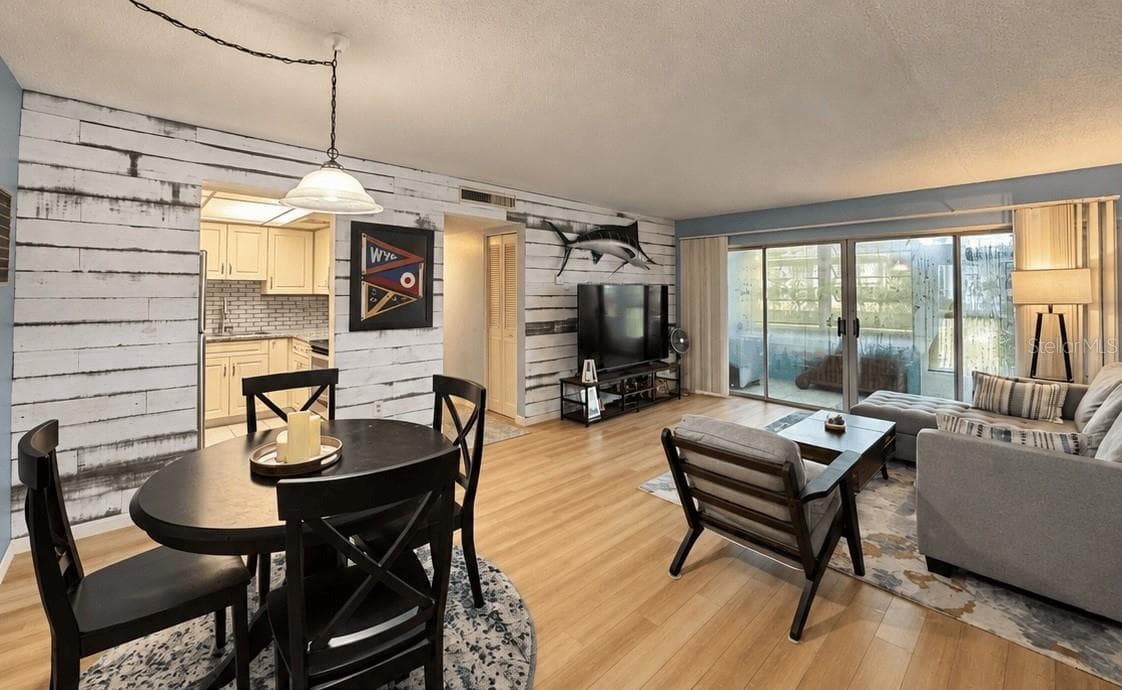 Dining / living room - 2437 HARBOR BLVD #110, PORT CHARLOTTE
