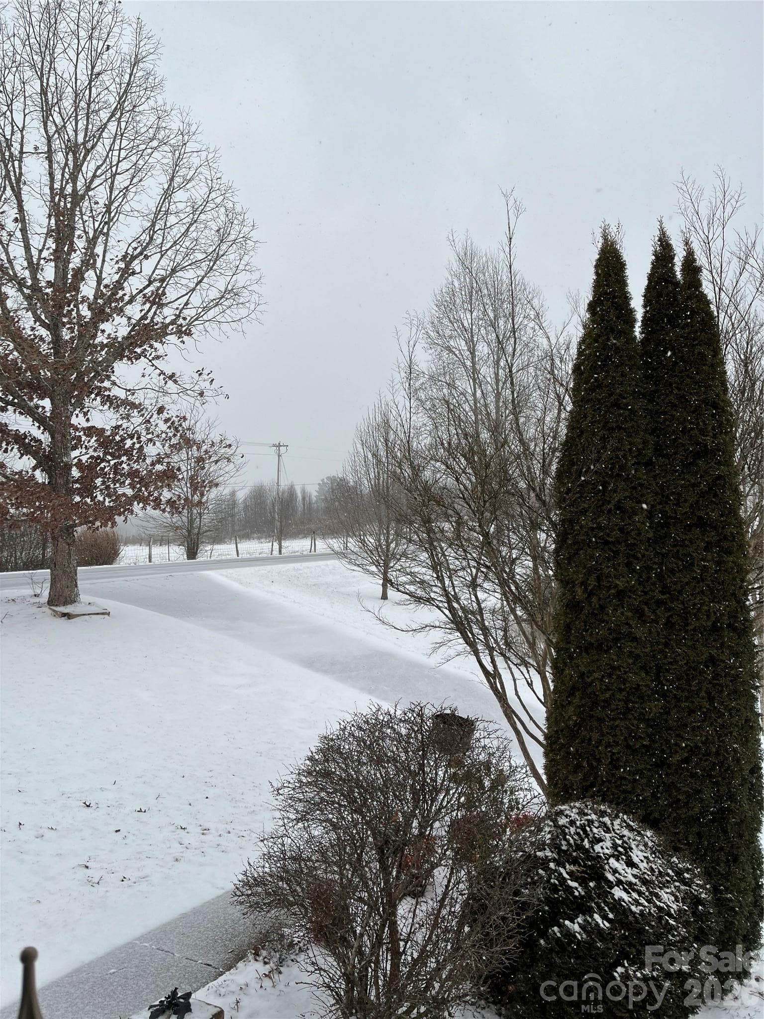 Seasons by Seller - 499 Flint Hill Road, Alexander