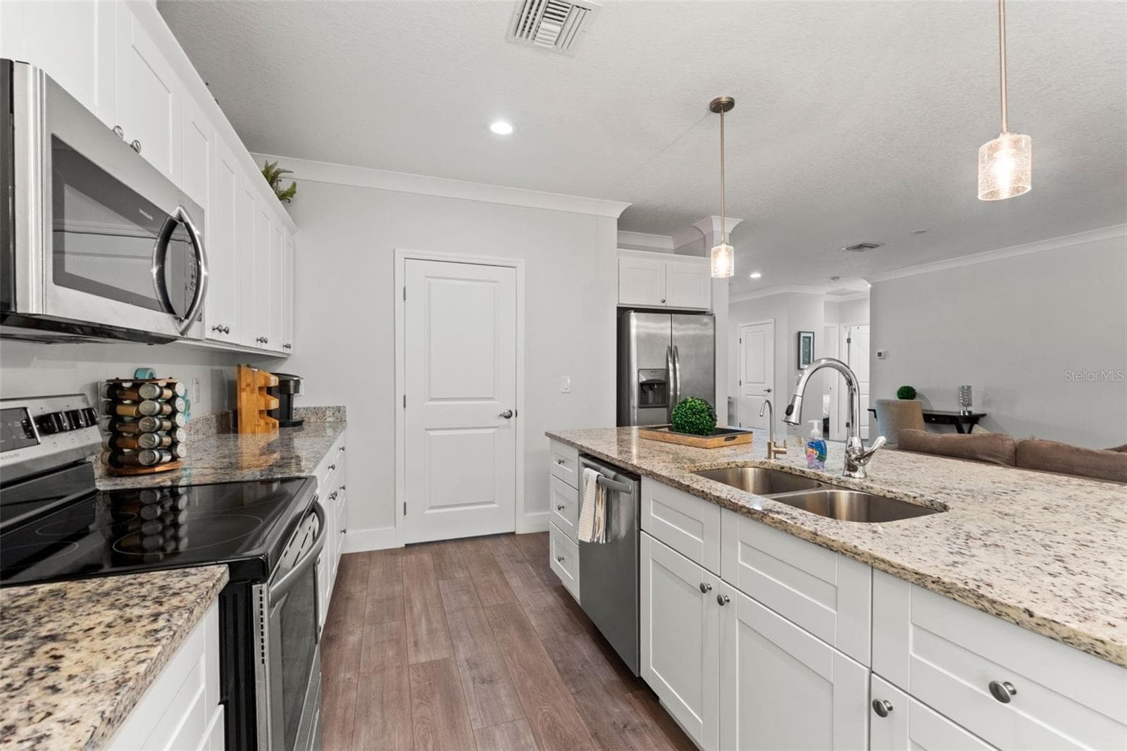 Single Family Residence at 3040 BELCHER RD, DUNEDIN, photo 13 of 38