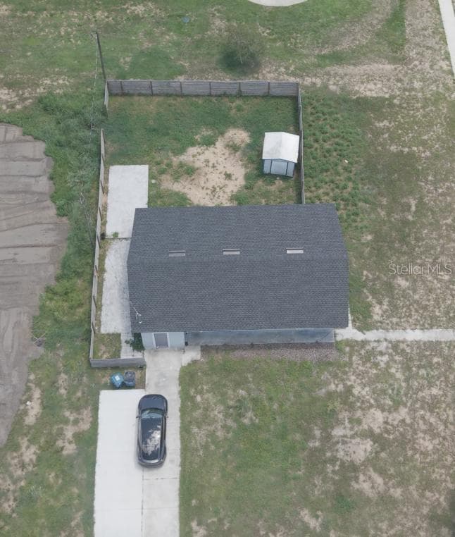 Single Family Residence at 405 ALLAPAHA AVE S, DAVENPORT, photo 4 of 10