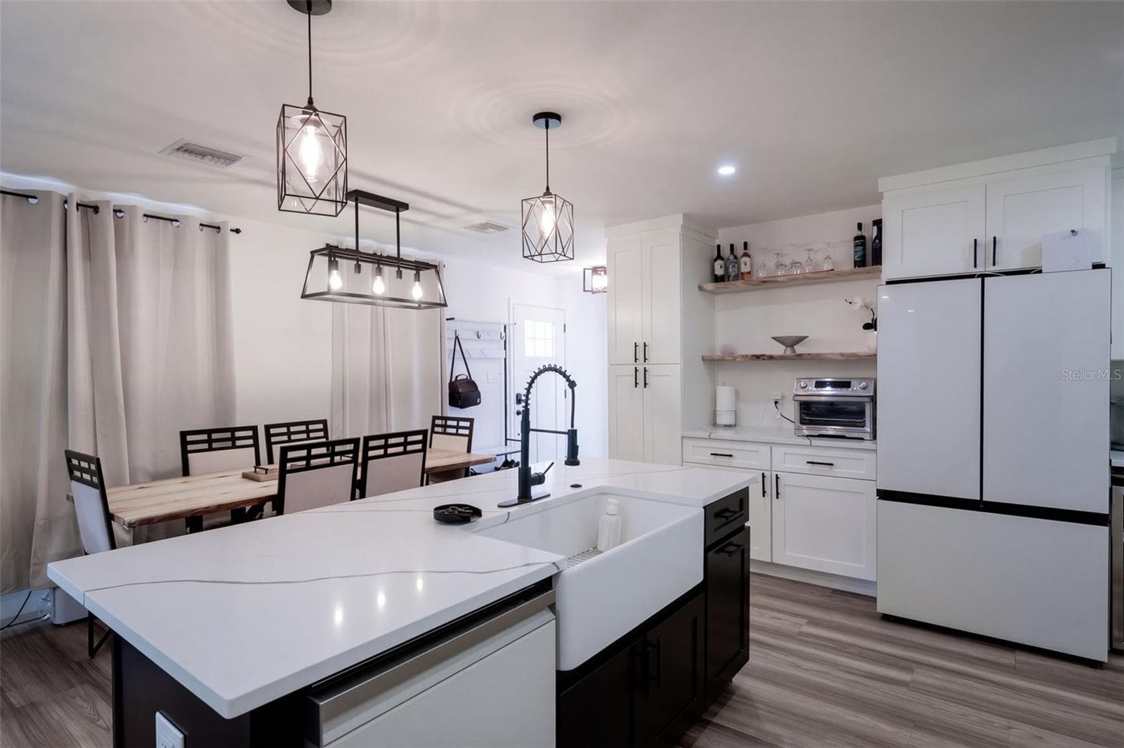 Single Family Residence at 1710 HOLLY BLVD, DELAND, photo 2 of 20
