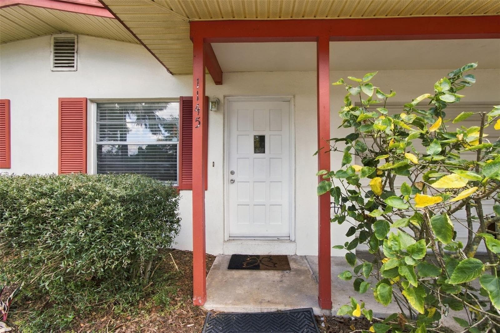 Single Family Residence at 1145 CHARLES ST, CLEARWATER, photo 6 of 44