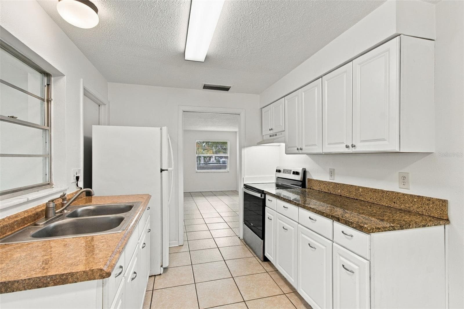 Single Family Residence at 1145 CHARLES ST, CLEARWATER, photo 10 of 44