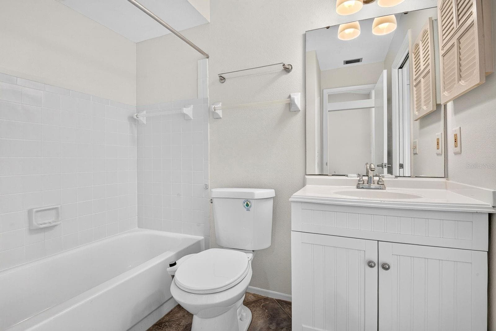 Guest Bath - 2930 64TH ST W #130, BRADENTON