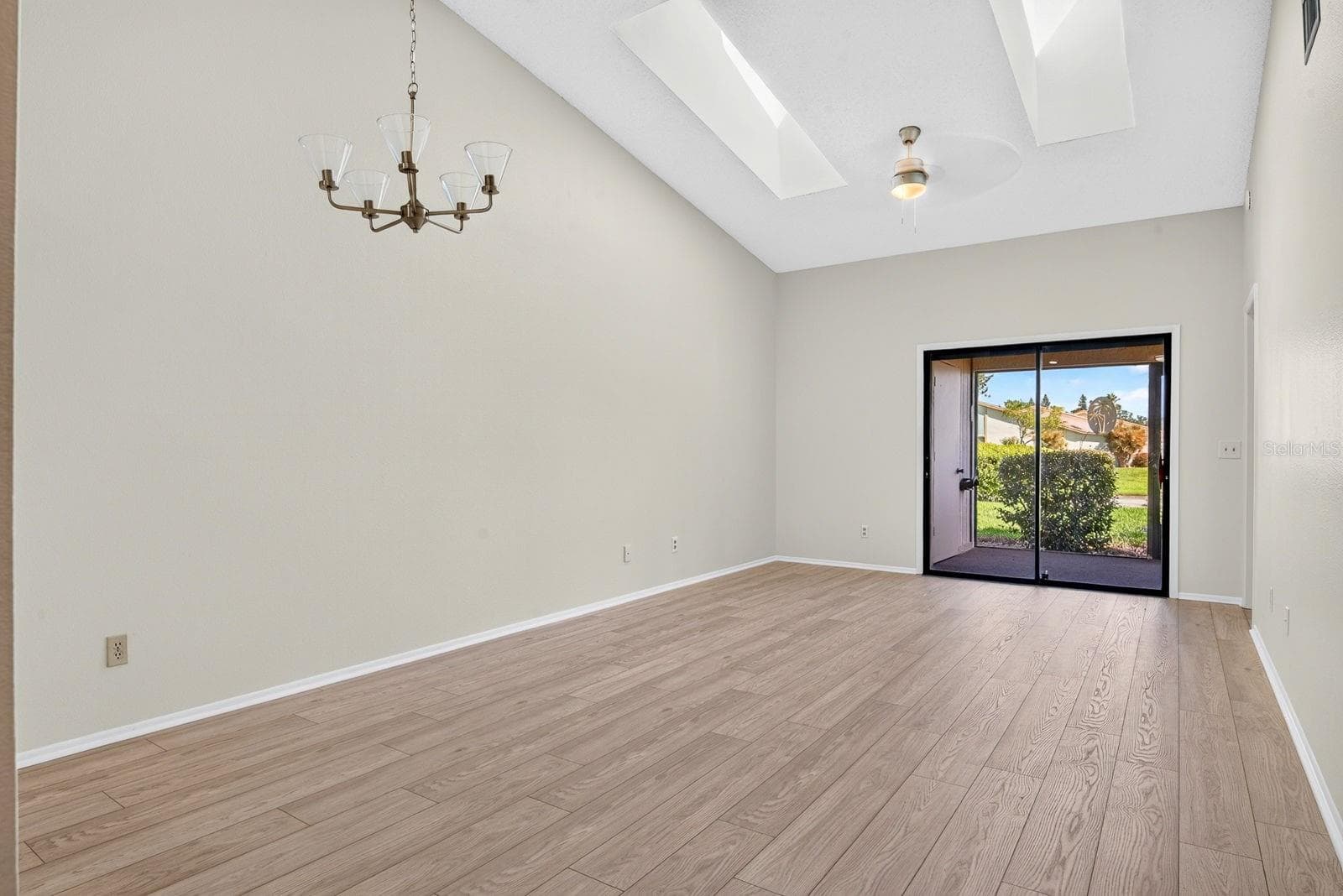 Another view of dining and living area - 2930 64TH ST W #130, BRADENTON