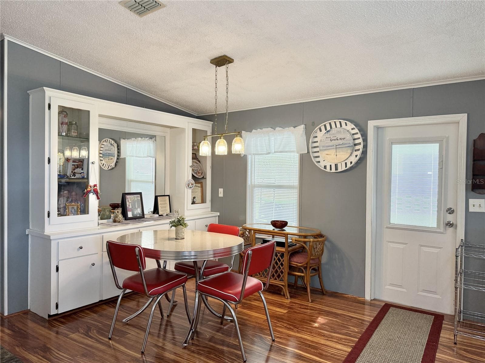 Dining Area - 37631 CAMPO AVENUE, ZEPHYRHILLS