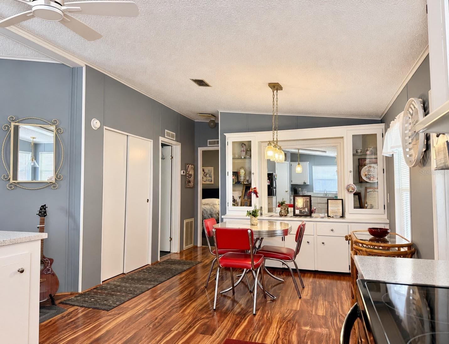 Dining Area - 37631 CAMPO AVENUE, ZEPHYRHILLS