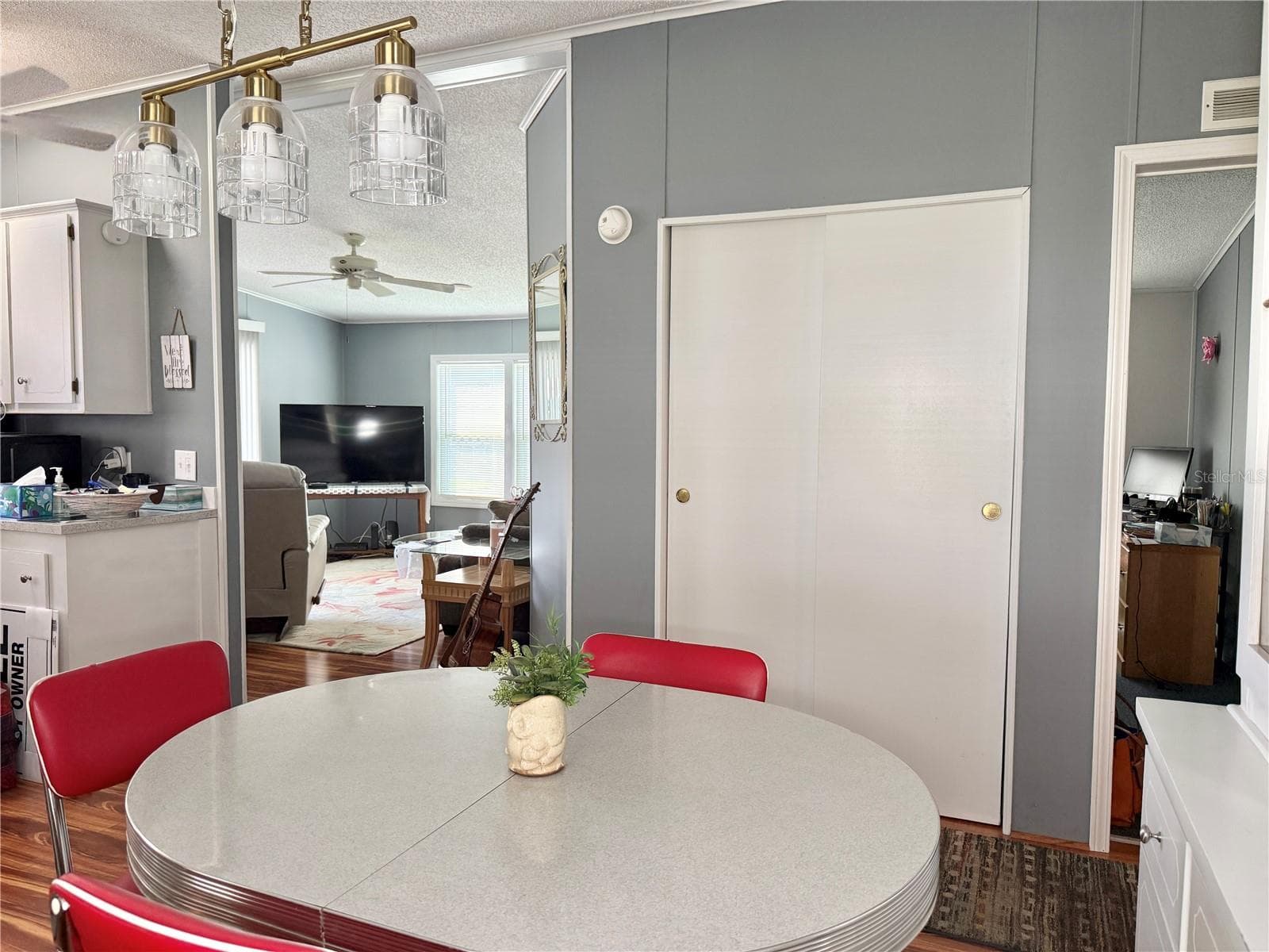 Dining Area - 37631 CAMPO AVENUE, ZEPHYRHILLS